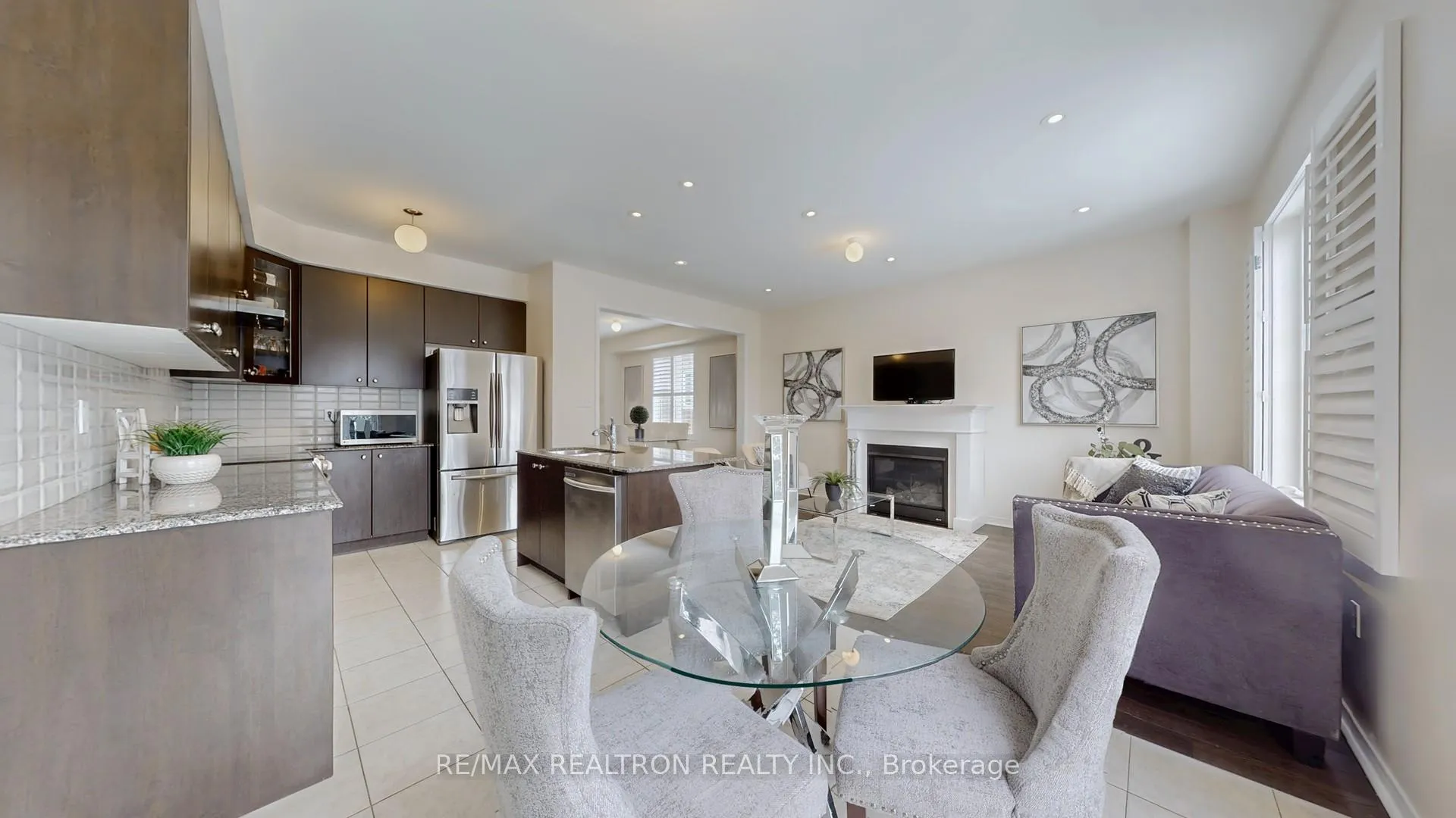 Photo 9 of 7 Keenlyside Lane, Ajax, Northwest Ajax — HOMEH
