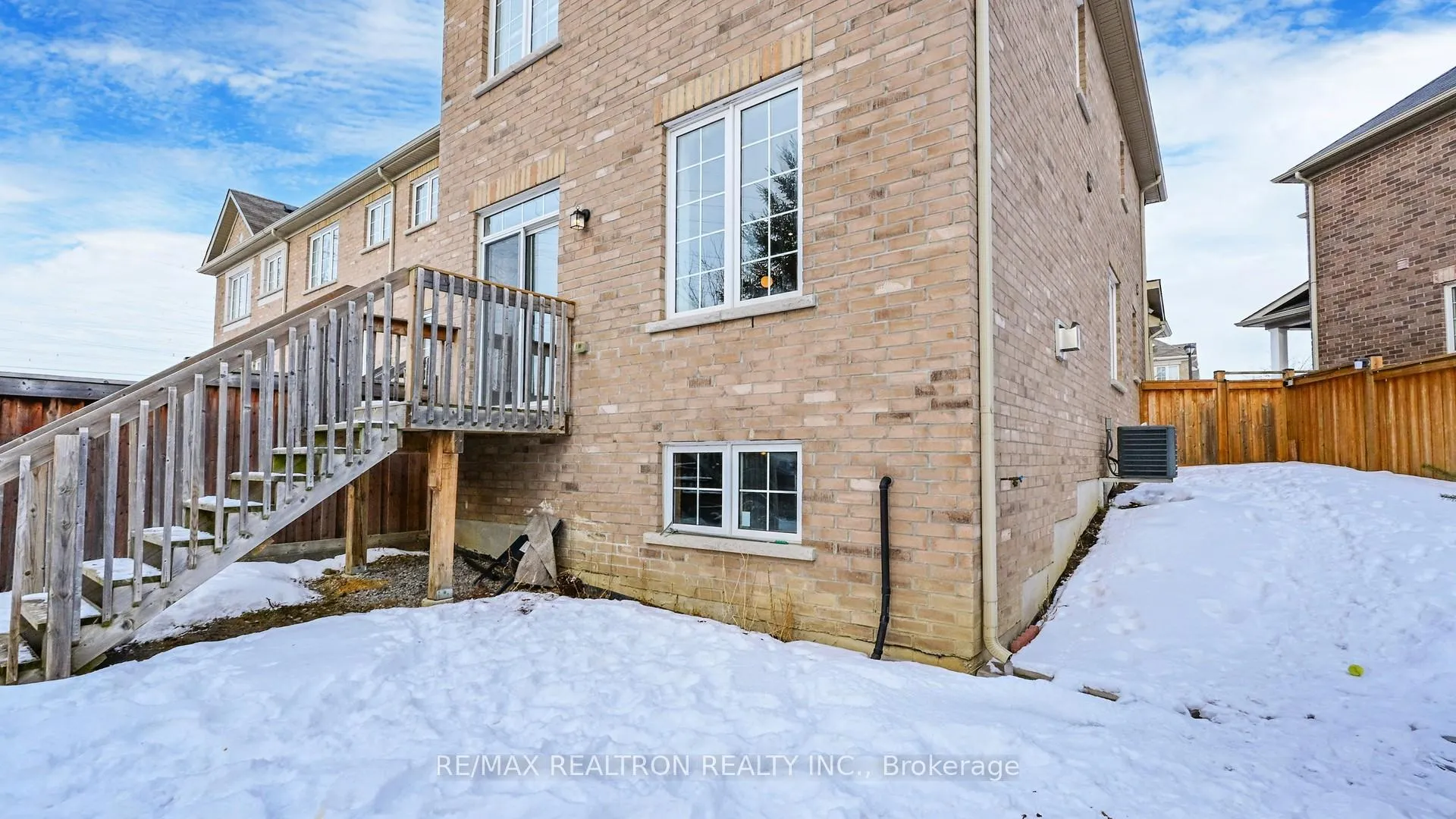 Photo 23 of 7 Keenlyside Lane, Ajax, Northwest Ajax — HOMEH