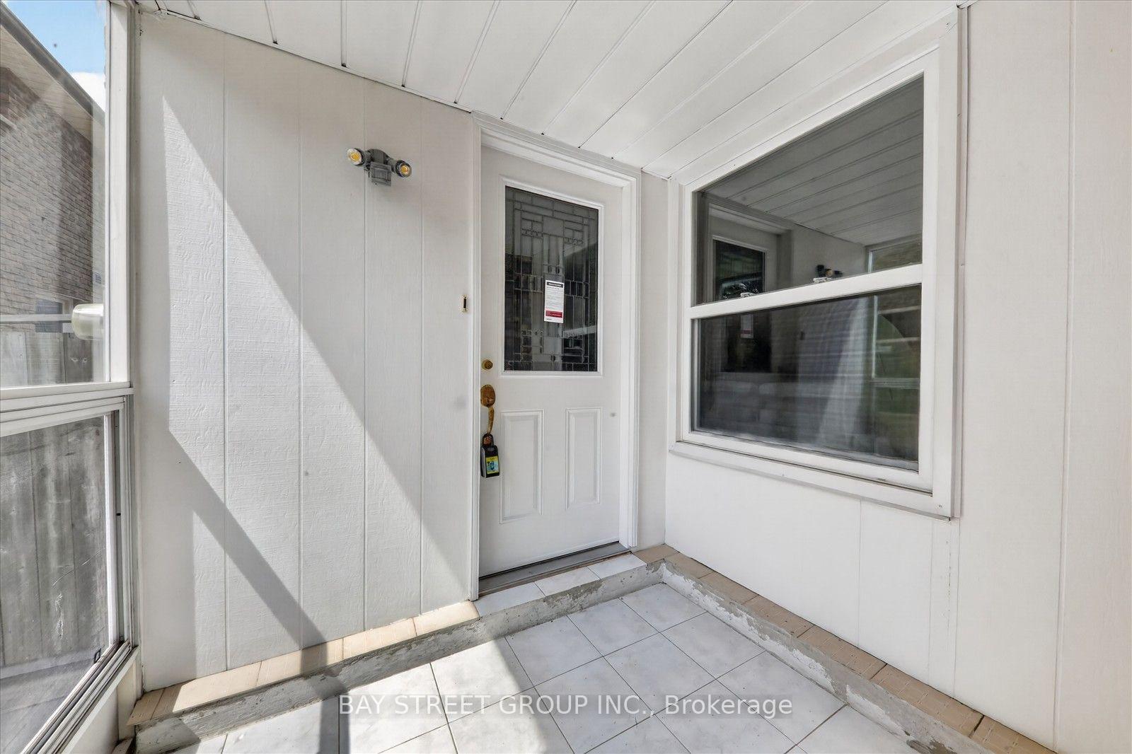 Photo 31 of 44 Maitland Avenue, Markham, Milliken Mills West — HOMEH