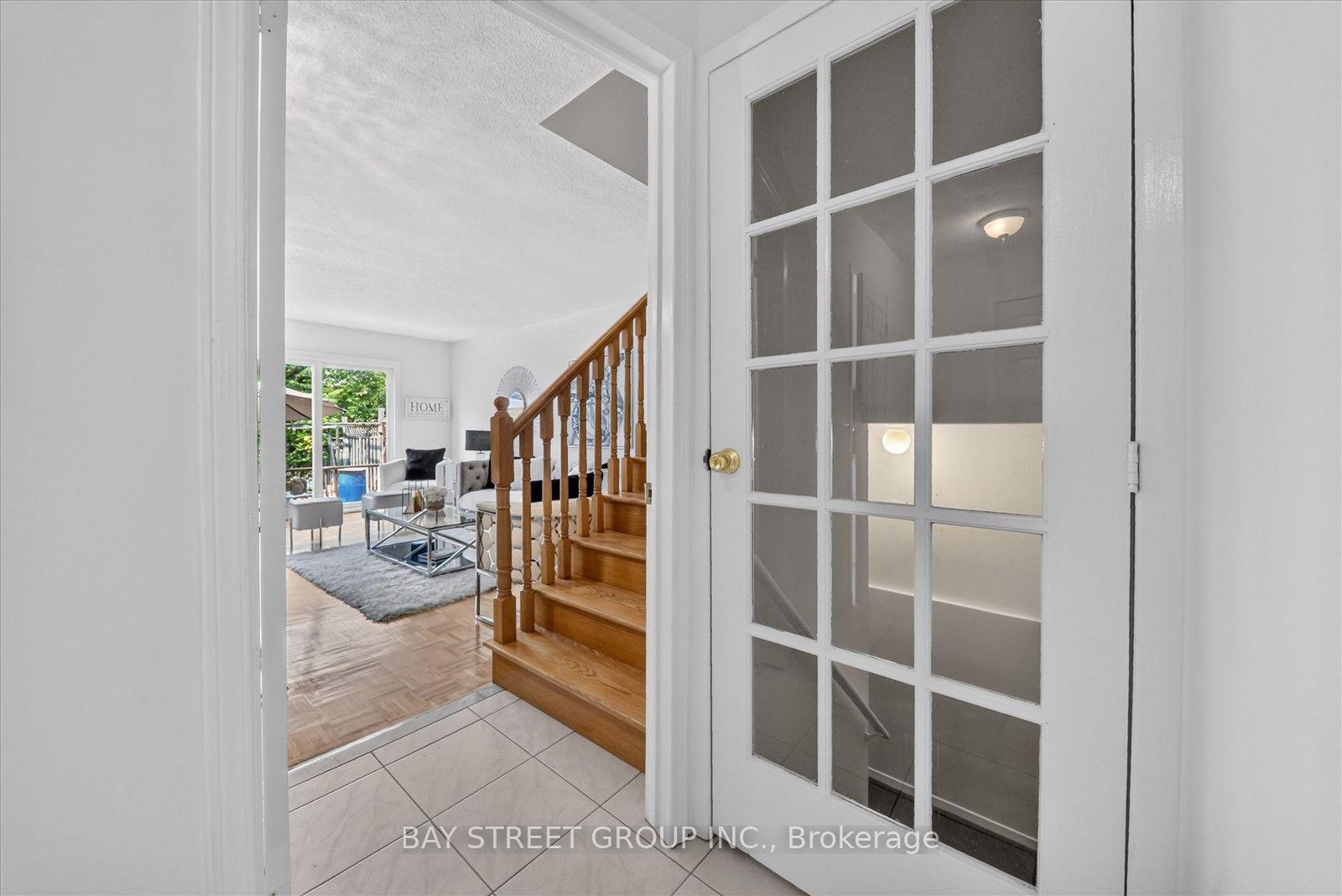 Photo 13 of 44 Maitland Avenue, Markham, Milliken Mills West — HOMEH
