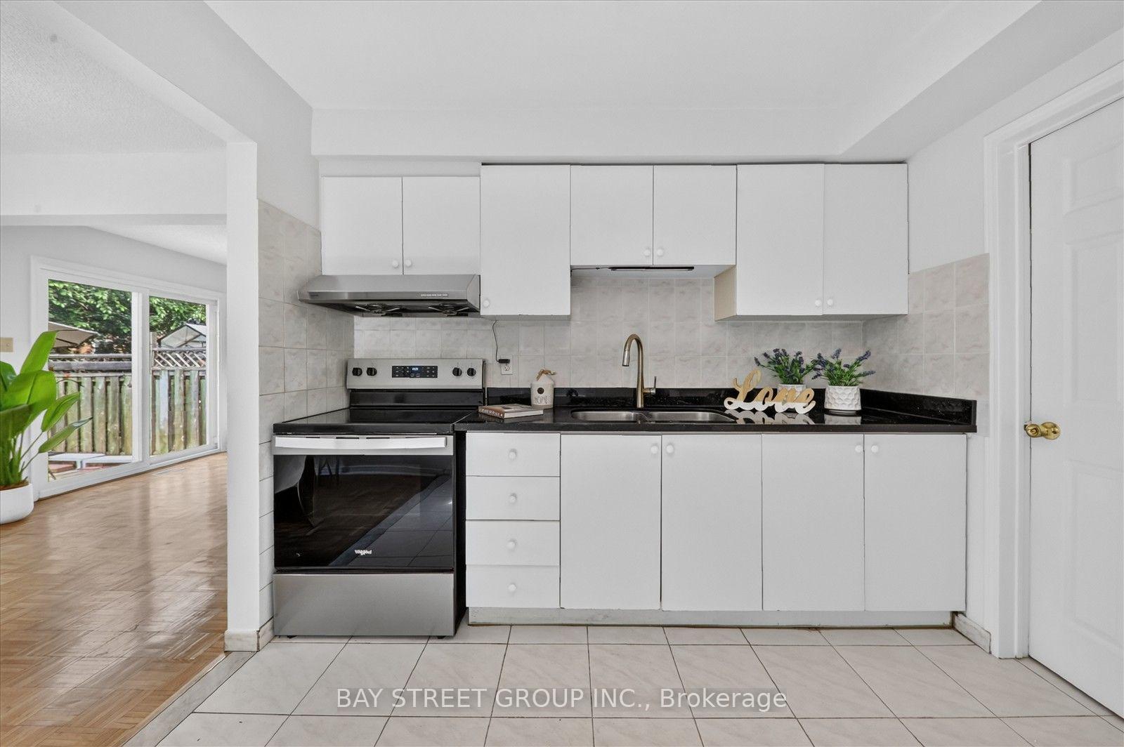 Photo 27 of 44 Maitland Avenue, Markham, Milliken Mills West — HOMEH