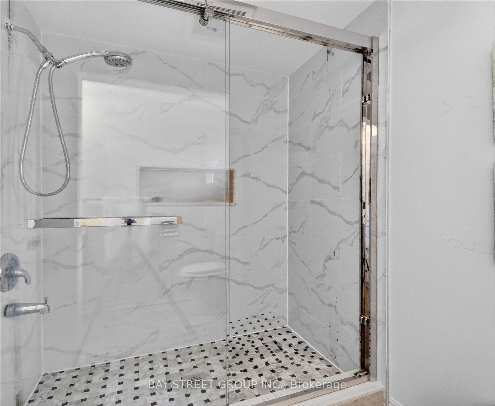 Photo 30 of 44 Maitland Avenue, Markham, Milliken Mills West — HOMEH