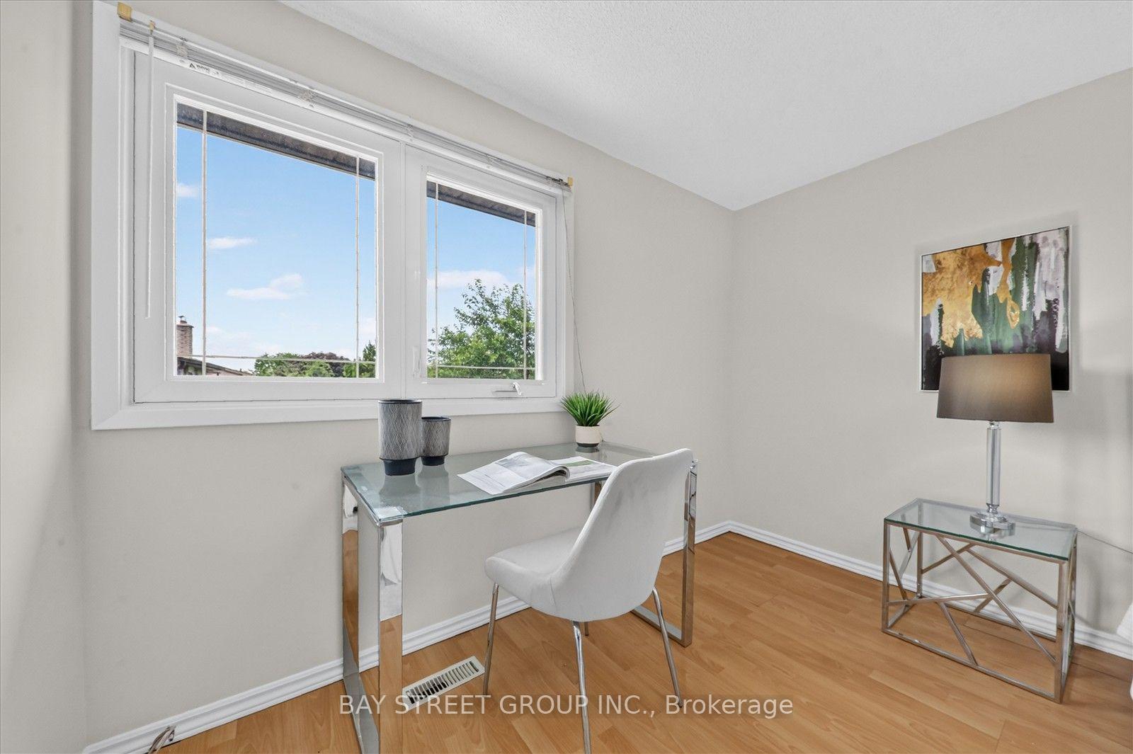 Photo 23 of 44 Maitland Avenue, Markham, Milliken Mills West — HOMEH