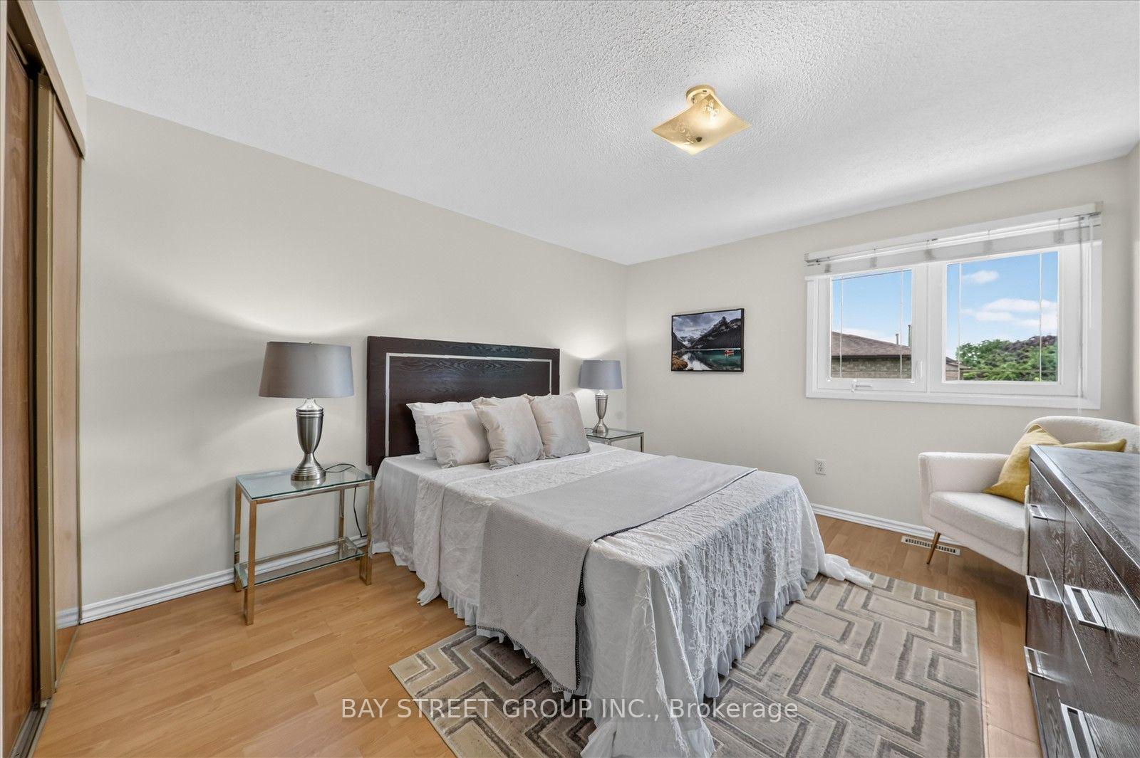 Photo 24 of 44 Maitland Avenue, Markham, Milliken Mills West — HOMEH