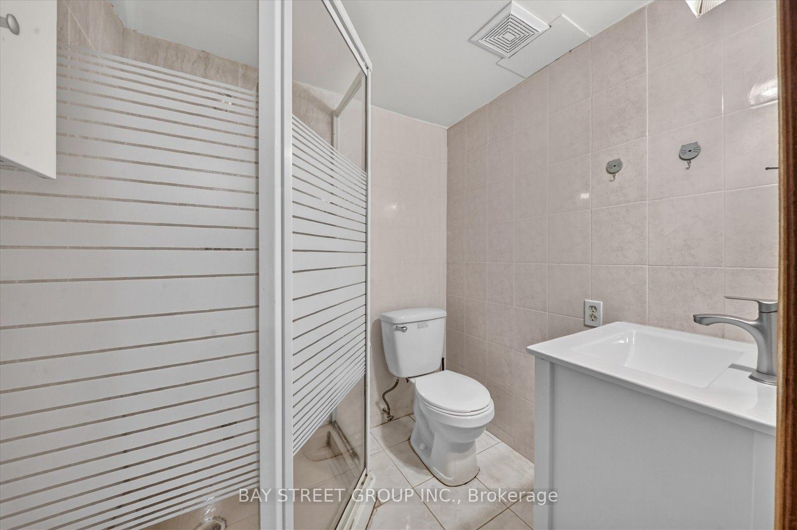 Photo 42 of 44 Maitland Avenue, Markham, Milliken Mills West — HOMEH