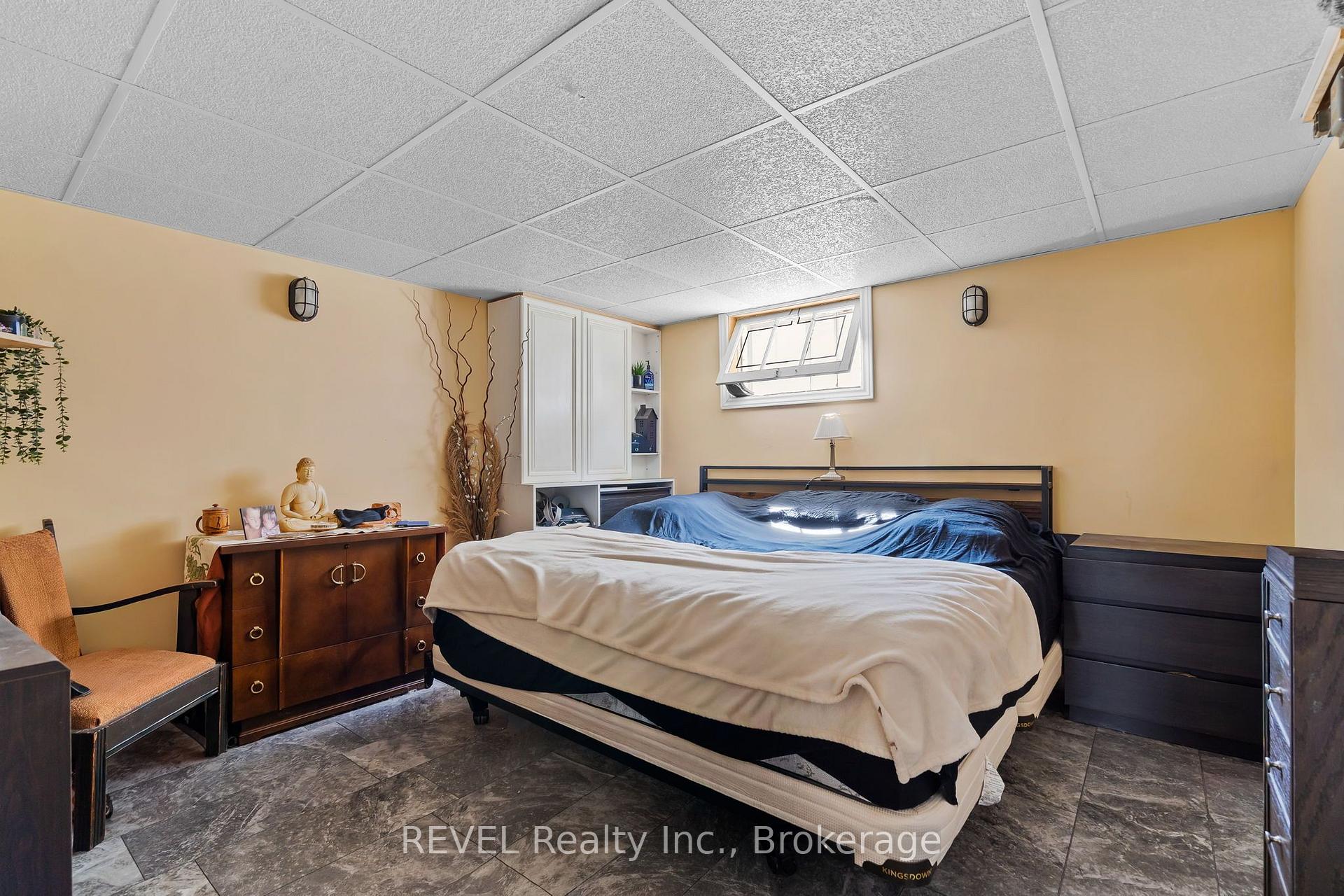 Photo 15 of 15 Duncan Drive, St. Catharines, Vine/Linwell — HOMEH