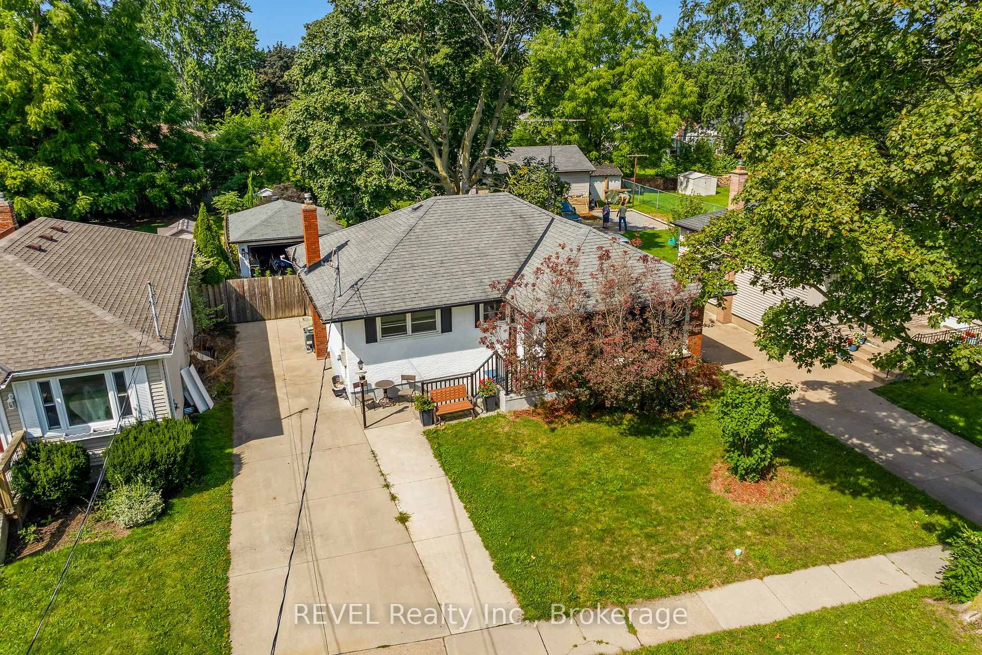 Photo 25 of 15 Duncan Drive, St. Catharines, Vine/Linwell — HOMEH