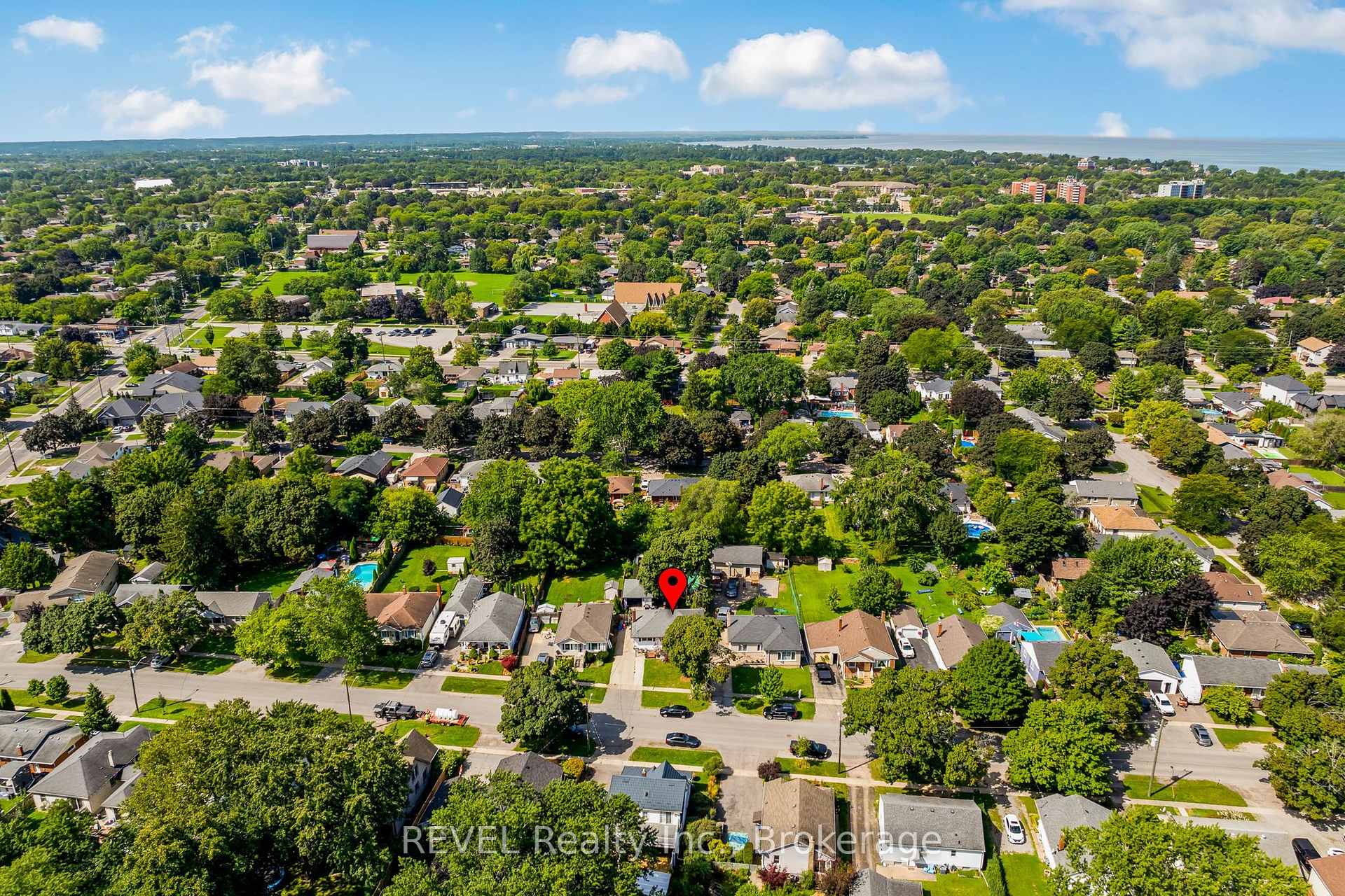 Photo 27 of 15 Duncan Drive, St. Catharines, Vine/Linwell — HOMEH