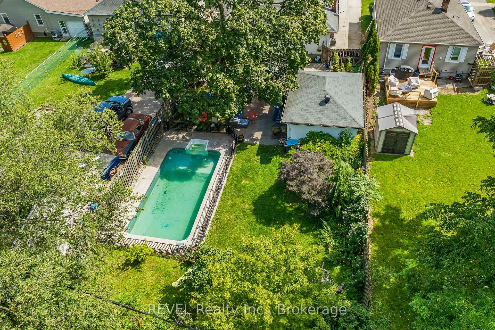 Photo 33 of 15 Duncan Drive, St. Catharines, Vine/Linwell — HOMEH