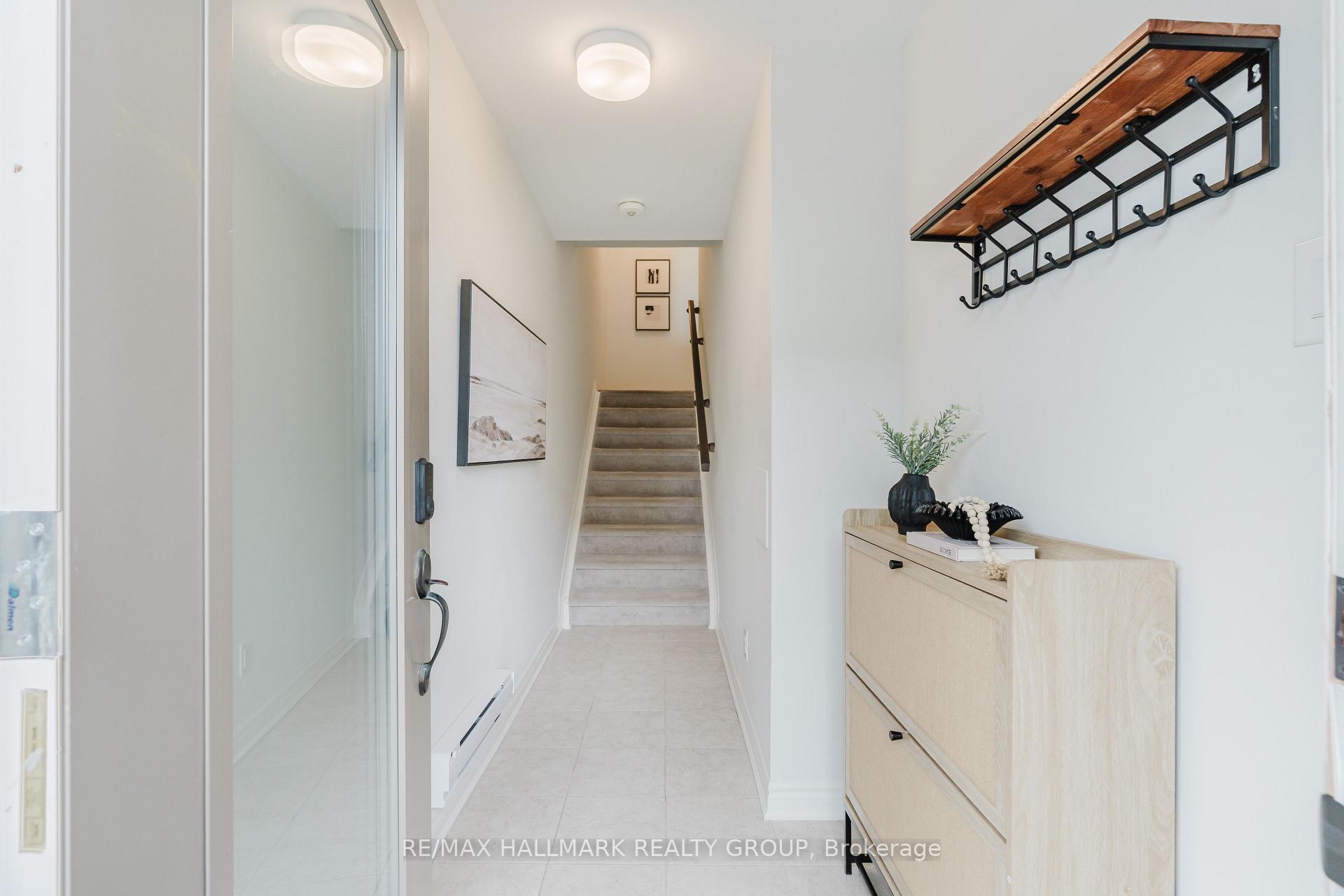 Photo 5 of Unit 217, 583 Takamose Private, Ottawa, CFB Rockcliffe and Area — HOMEH