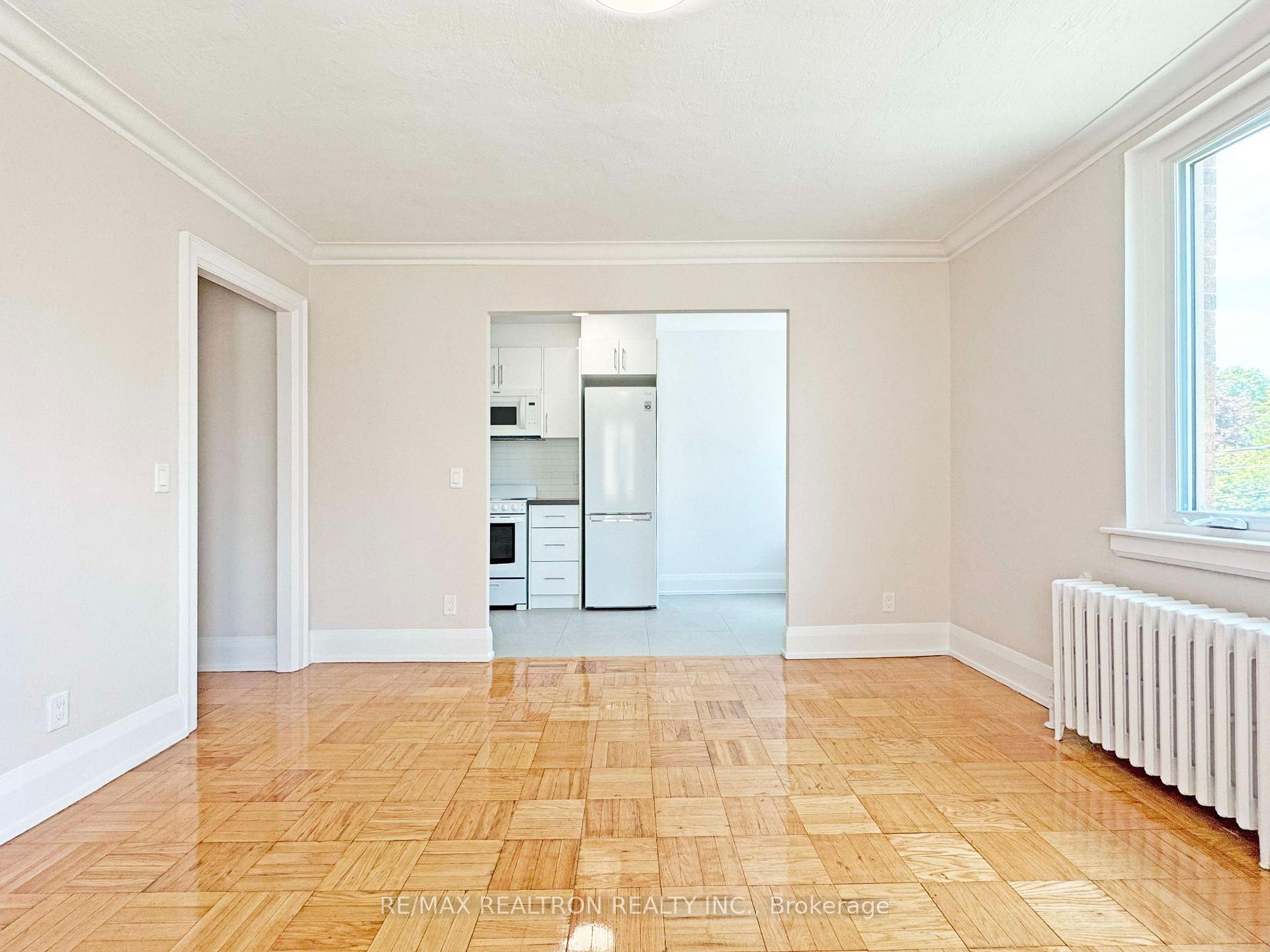 Photo 7 of Unit 318, 396 Avenue Road, Toronto, Casa Loma — HOMEH