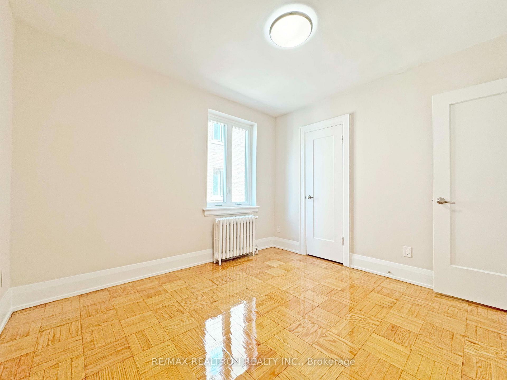 Photo 15 of Unit 318, 396 Avenue Road, Toronto, Casa Loma — HOMEH