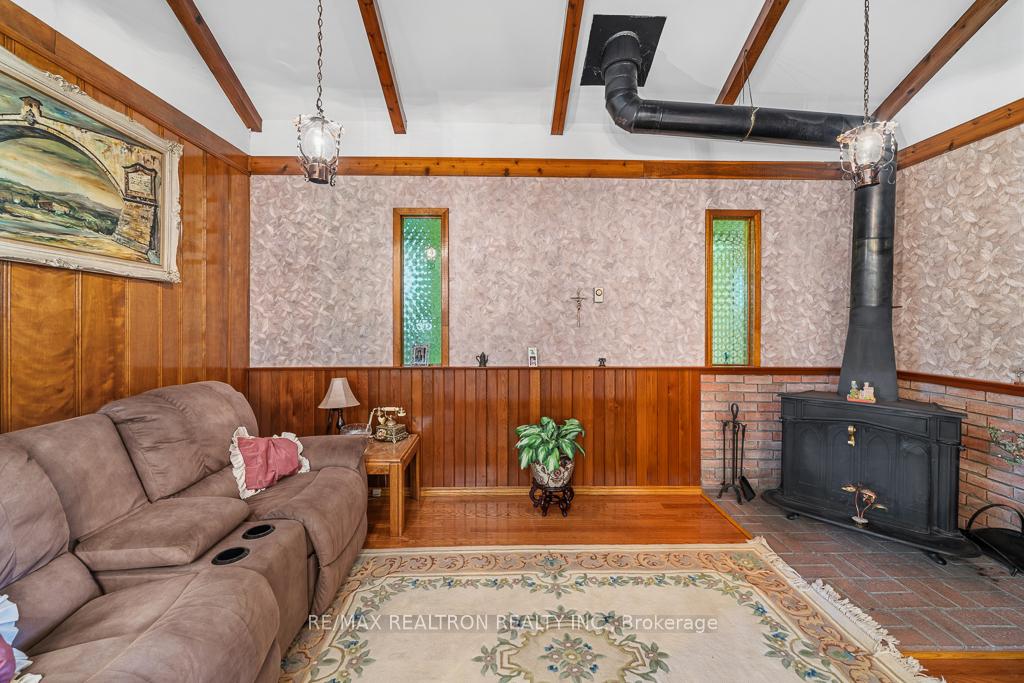 Photo 7 of 163 Elgin Mills Road W, Richmond Hill, Mill Pond — HOMEH