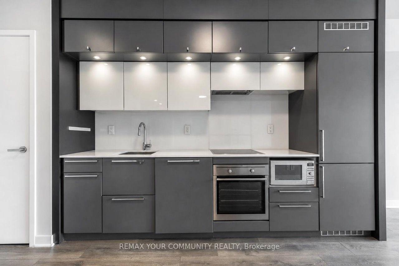 Photo 6 of Unit 2711, 15 Grenville Street, Toronto, Bay Street Corridor — HOMEH