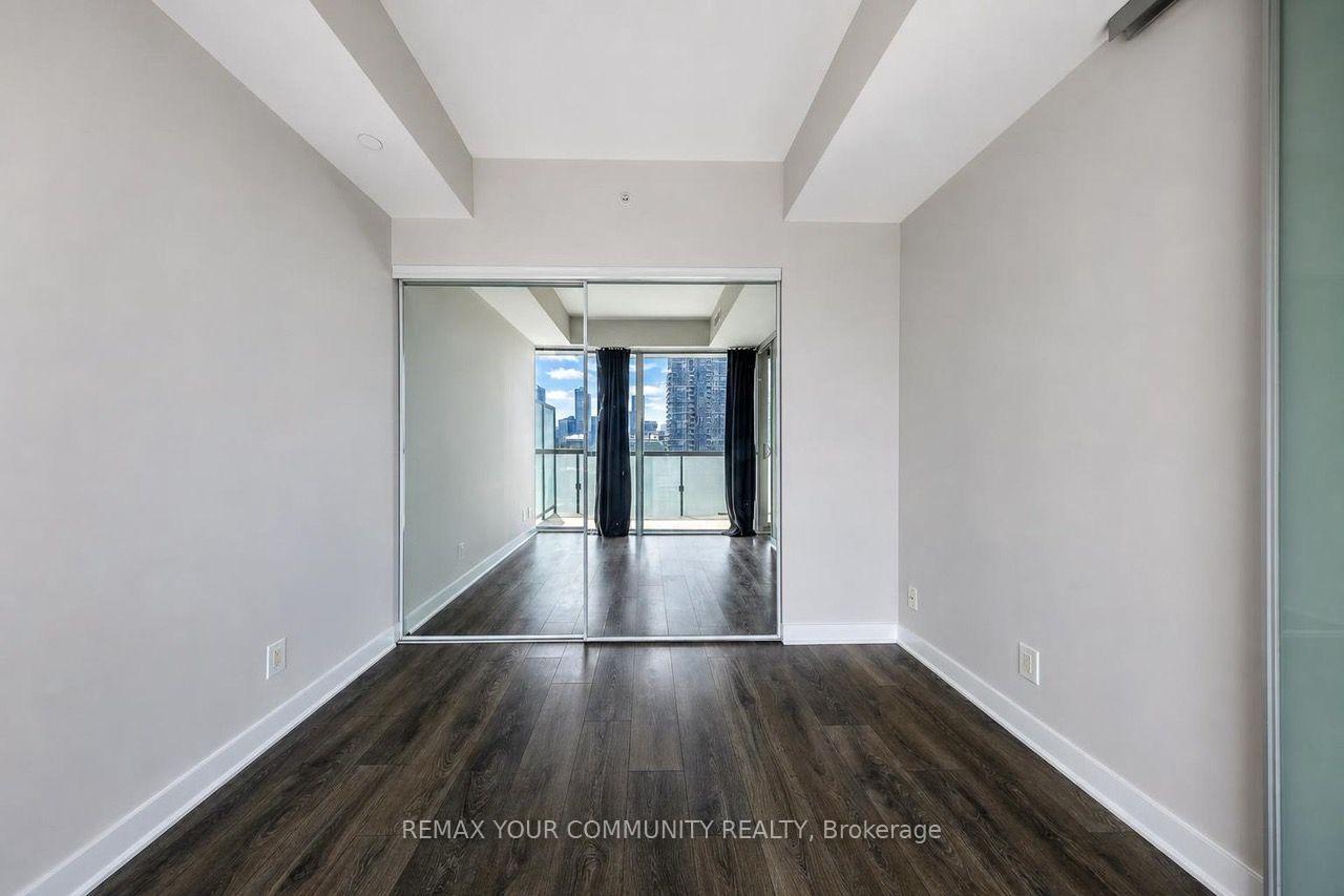 Photo 11 of Unit 2711, 15 Grenville Street, Toronto, Bay Street Corridor — HOMEH