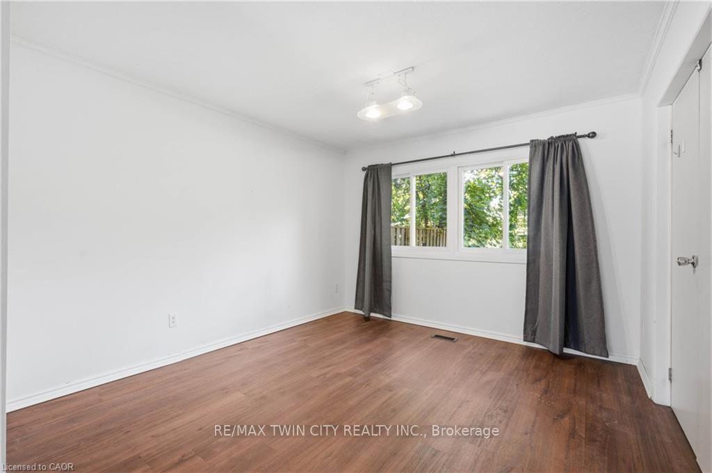 Photo 11 of Unit 80, 121 University Avenue E, Waterloo, Lincoln Heights — HOMEH