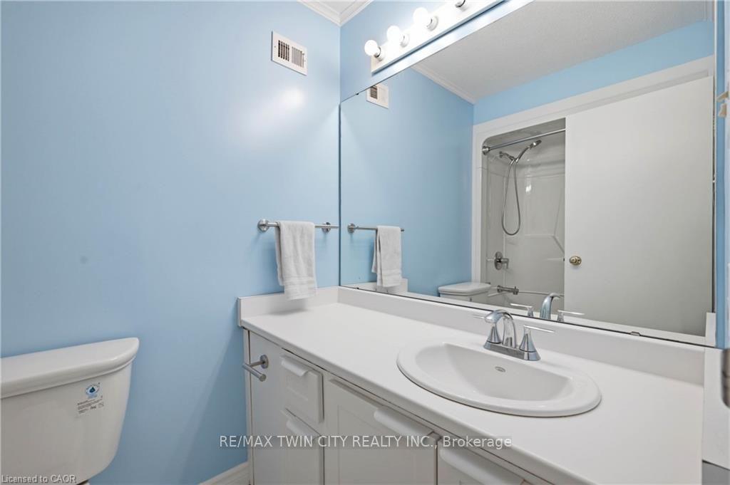 Photo 22 of Unit 80, 121 University Avenue E, Waterloo, Lincoln Heights — HOMEH