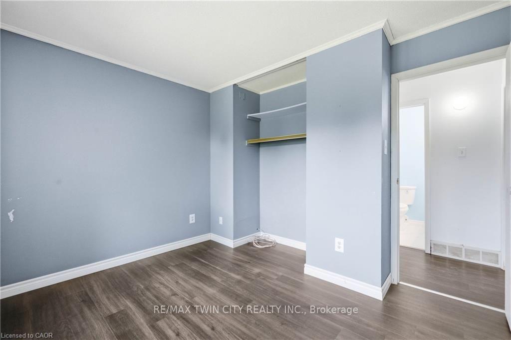 Photo 24 of Unit 80, 121 University Avenue E, Waterloo, Lincoln Heights — HOMEH