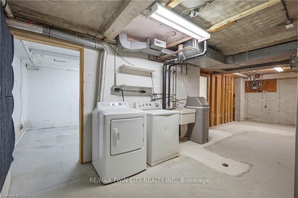 Photo 25 of Unit 80, 121 University Avenue E, Waterloo, Lincoln Heights — HOMEH