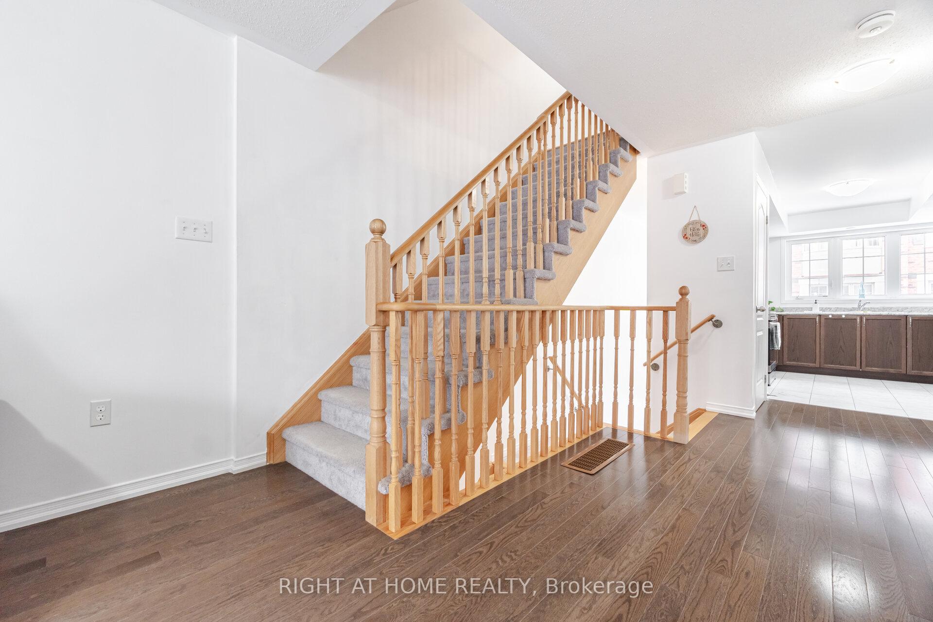 Photo 19 of Unit 397, 45 Icy Note Path, Oshawa, Windfields — HOMEH