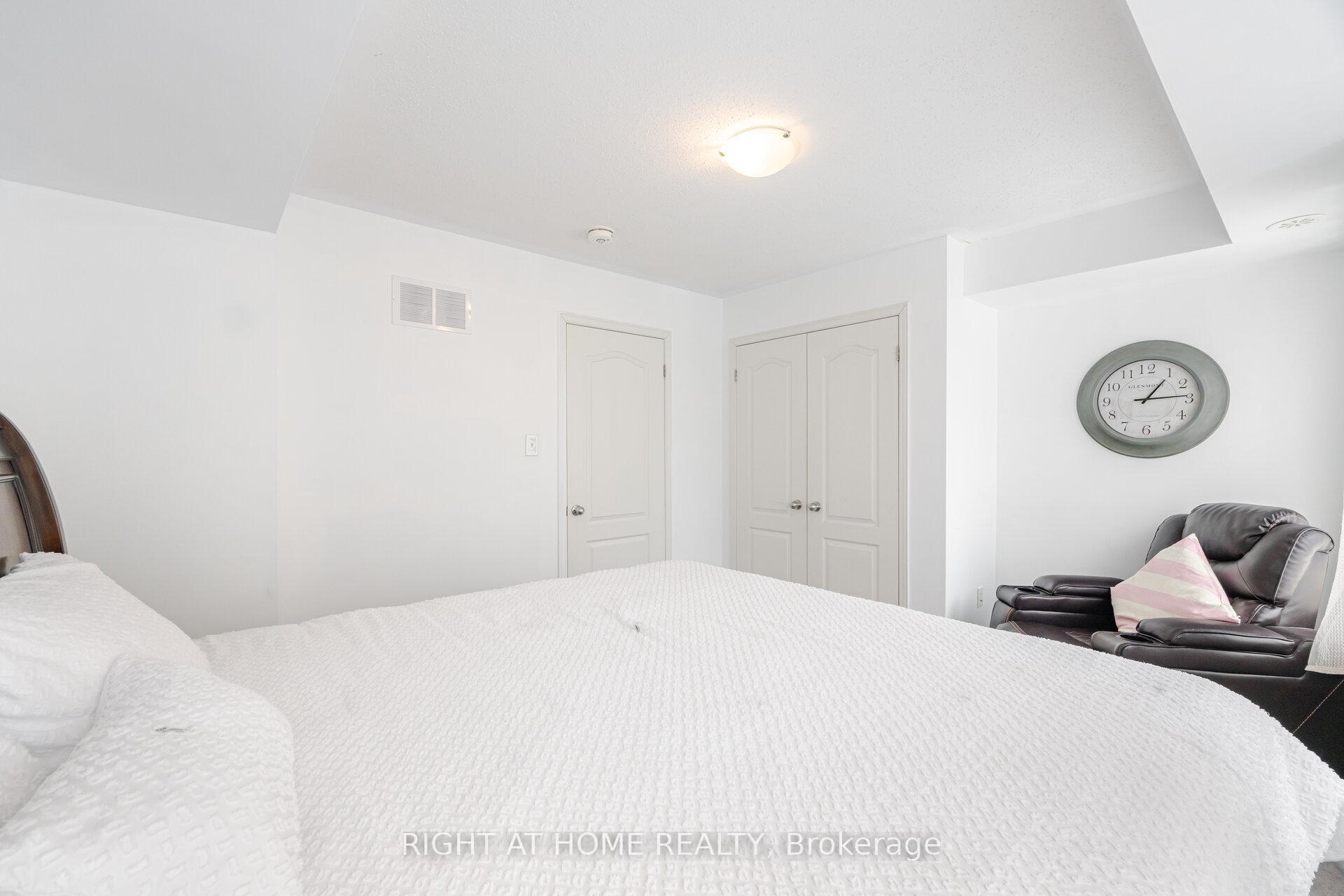 Photo 23 of Unit 397, 45 Icy Note Path, Oshawa, Windfields — HOMEH