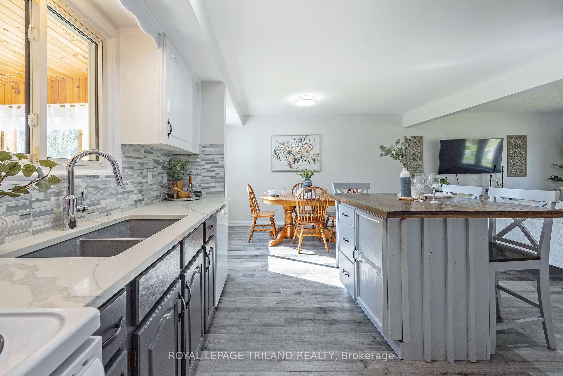 Photo 13 of 18 Laurier Road, St. Thomas — HOMEH