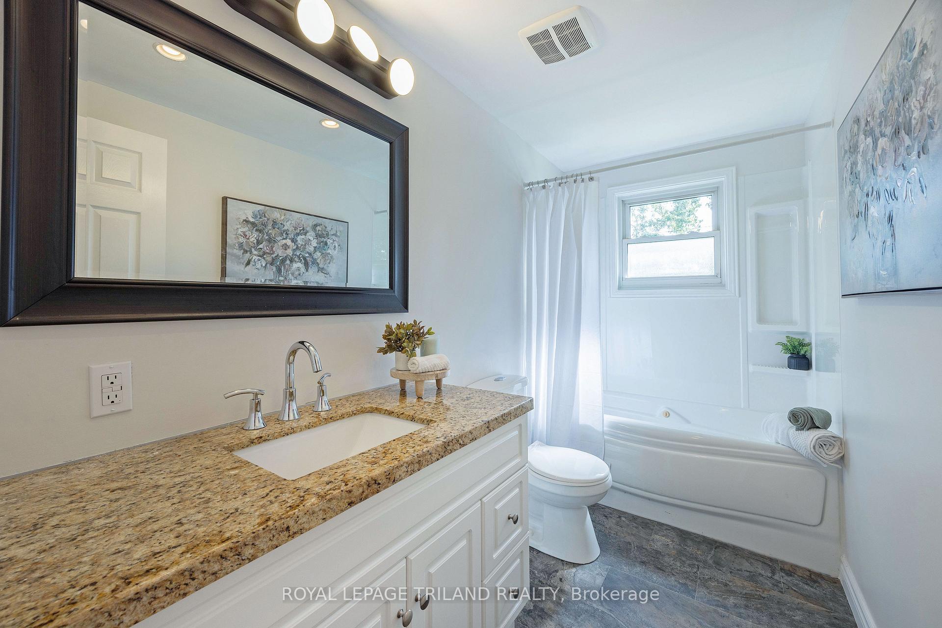 Photo 22 of 18 Laurier Road, St. Thomas — HOMEH