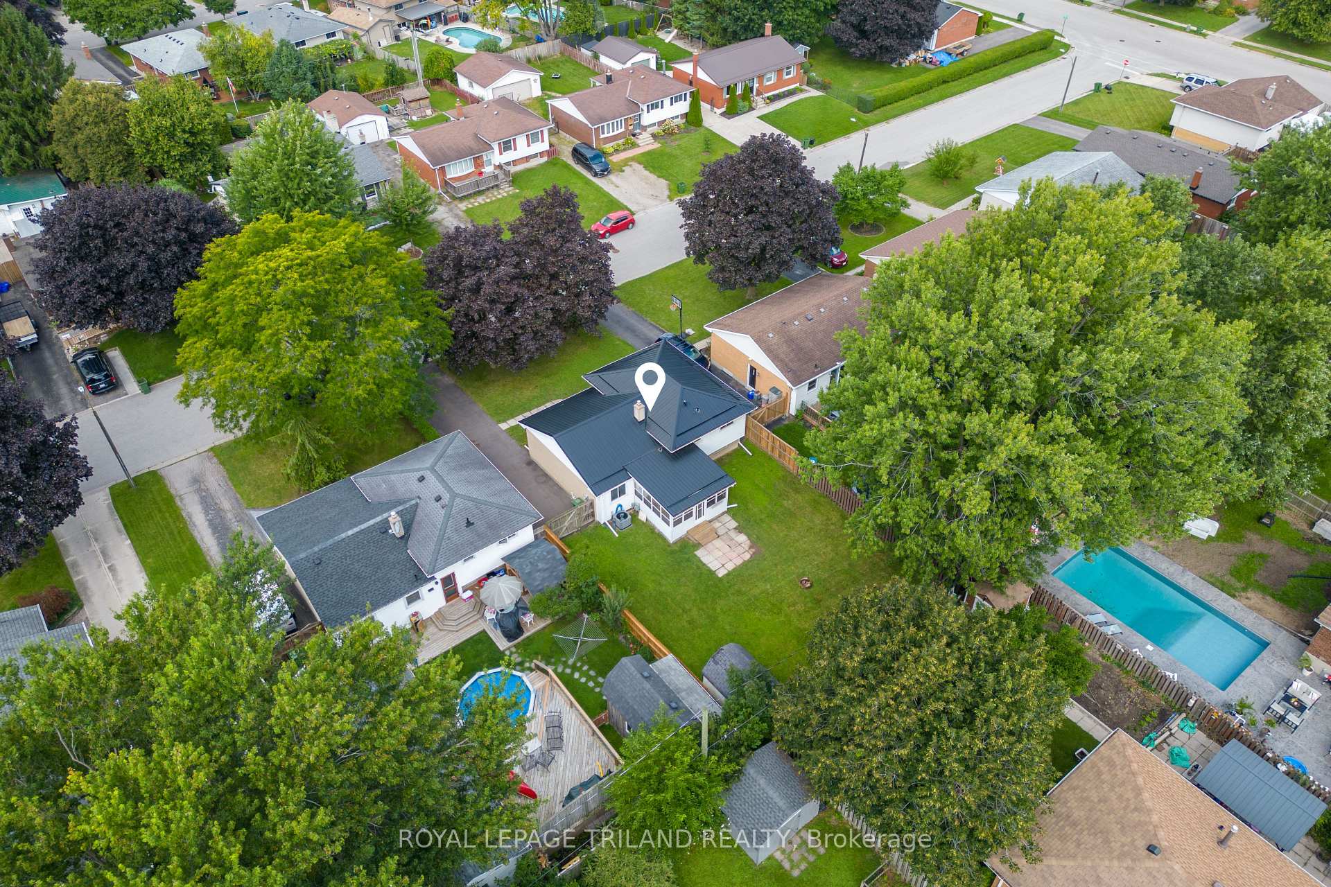 Photo 39 of 18 Laurier Road, St. Thomas — HOMEH