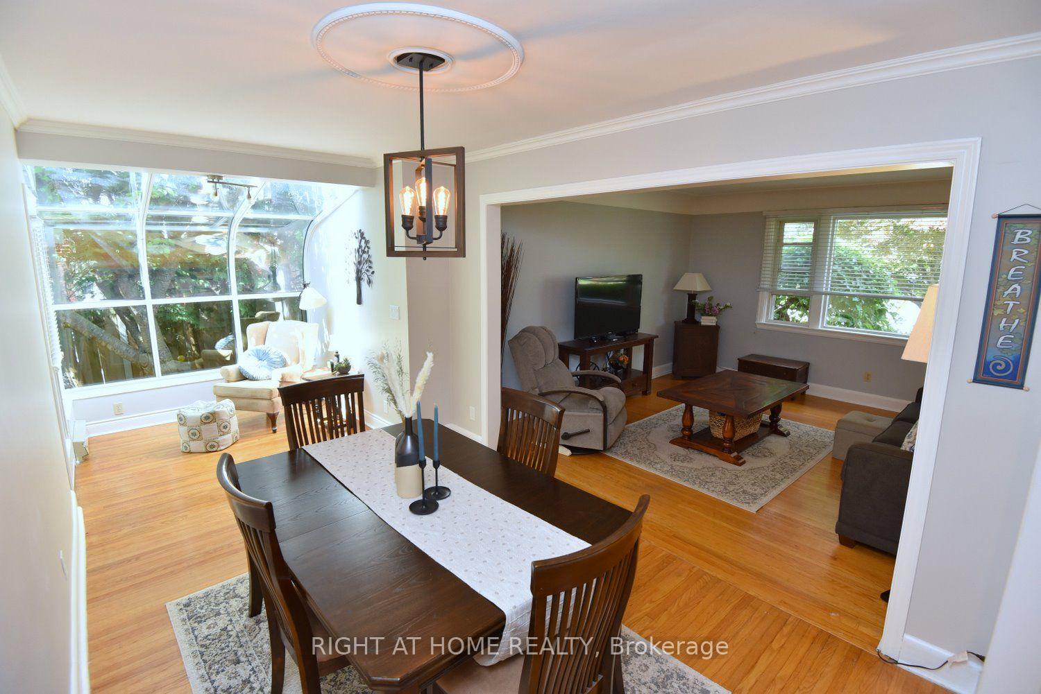 Photo 6 of 936 Boothman Avenue, Burlington, Bayview — HOMEH