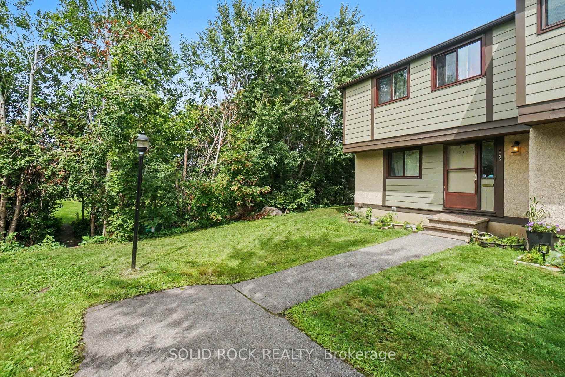 Photo 2 of Unit 71, 1735 Meadowbrook Road, Ottawa, Pineview — HOMEH