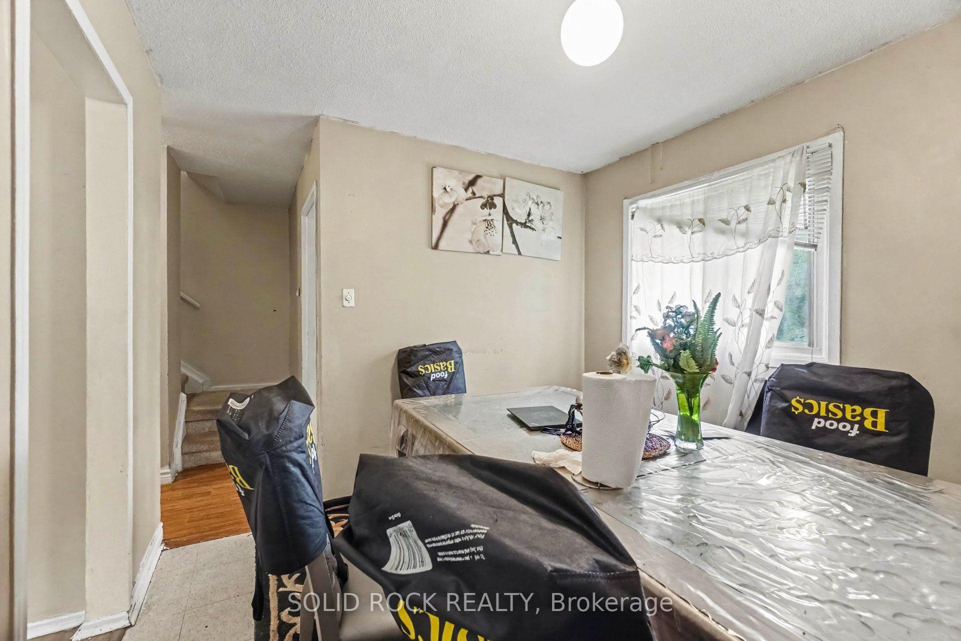 Photo 4 of Unit 71, 1735 Meadowbrook Road, Ottawa, Pineview — HOMEH