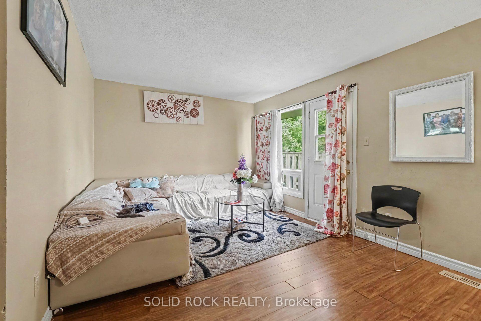 Photo 9 of Unit 71, 1735 Meadowbrook Road, Ottawa, Pineview — HOMEH