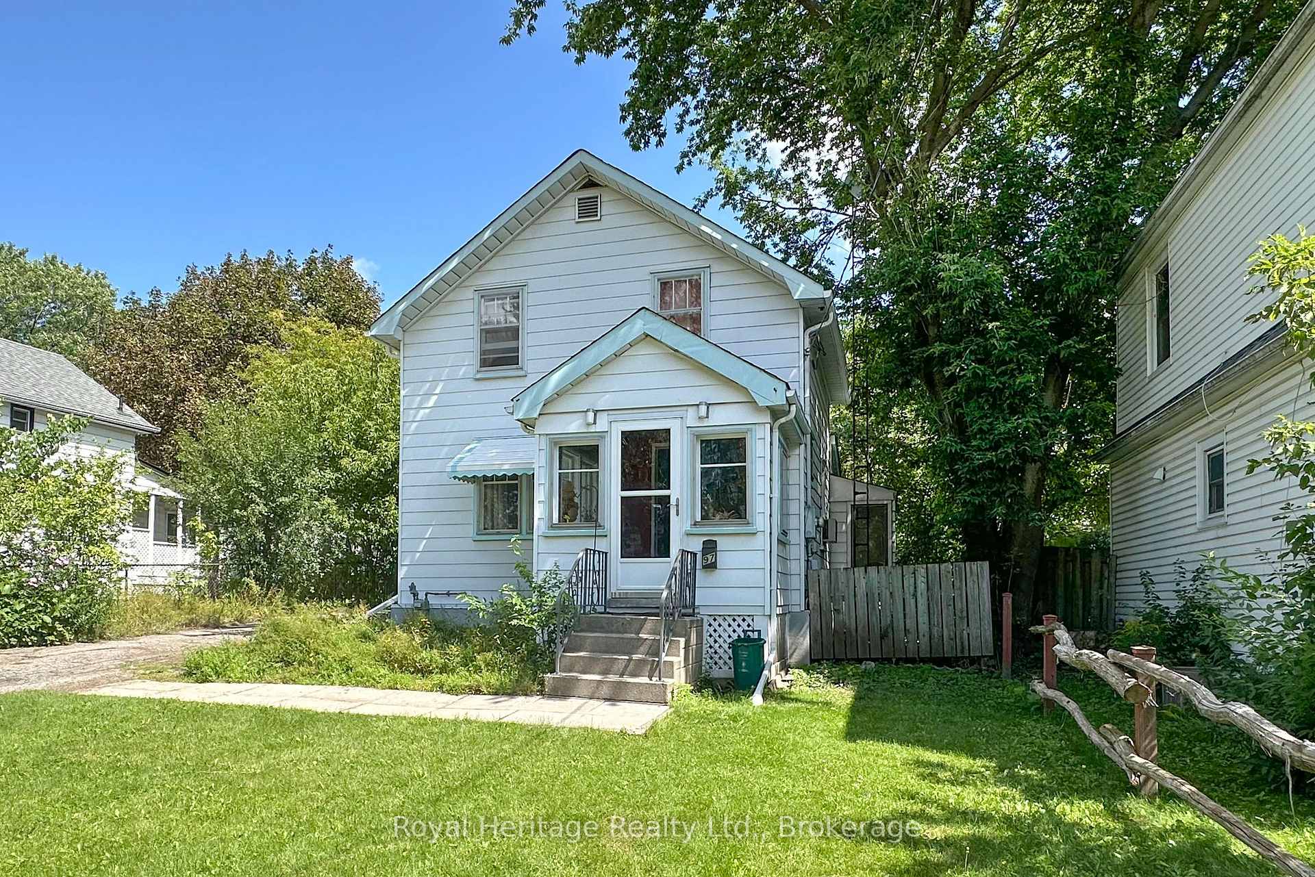 Photo 2 of 97 Westmount Street, Oshawa, Vanier — HOMEH
