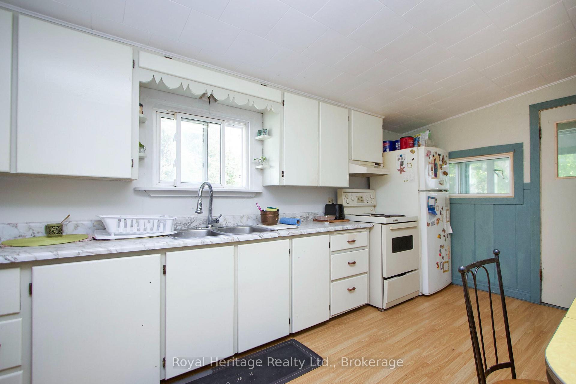 Photo 9 of 97 Westmount Street, Oshawa, Vanier — HOMEH