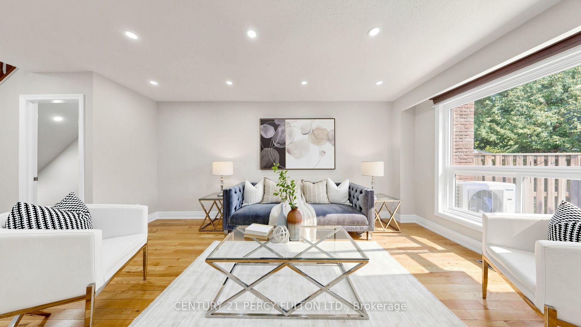 Photo 6 of Unit 33, 70 Knightsbridge Way, Markham, Markham Village — HOMEH