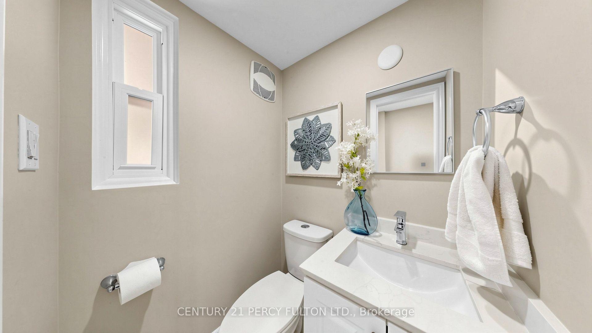 Photo 13 of Unit 33, 70 Knightsbridge Way, Markham, Markham Village — HOMEH