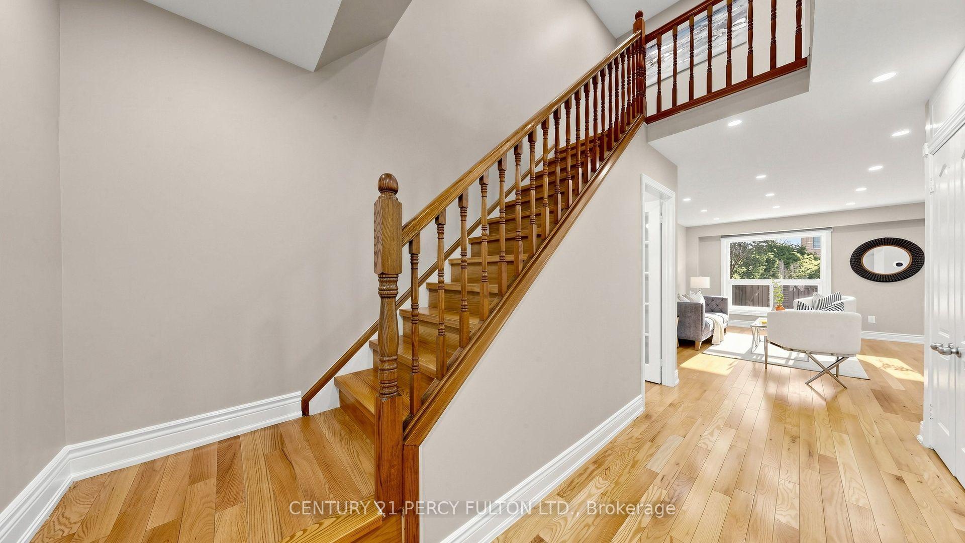 Photo 14 of Unit 33, 70 Knightsbridge Way, Markham, Markham Village — HOMEH