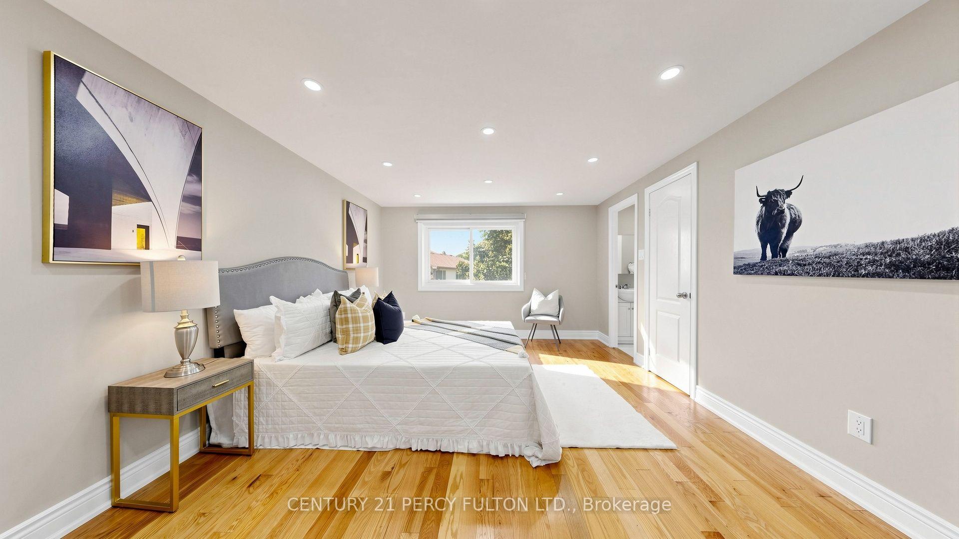 Photo 17 of Unit 33, 70 Knightsbridge Way, Markham, Markham Village — HOMEH