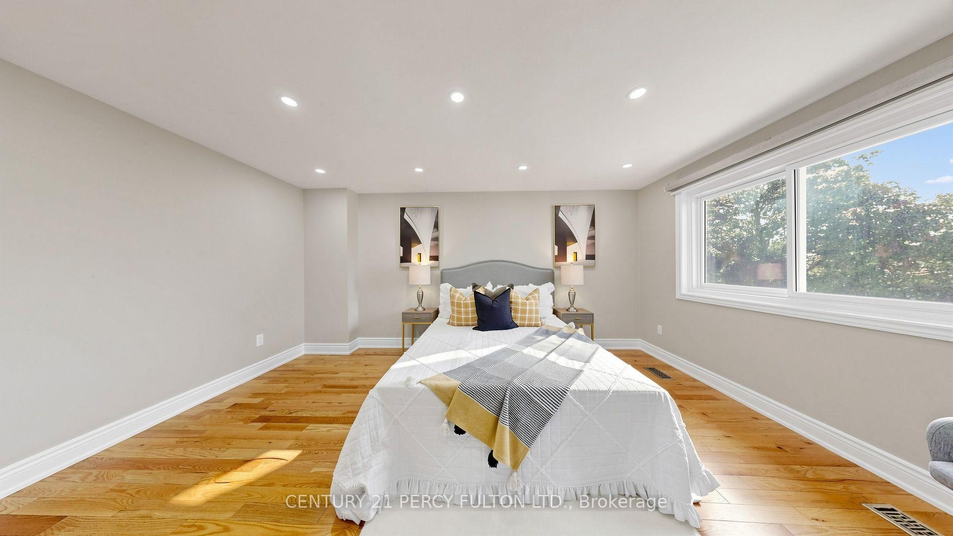 Photo 21 of Unit 33, 70 Knightsbridge Way, Markham, Markham Village — HOMEH