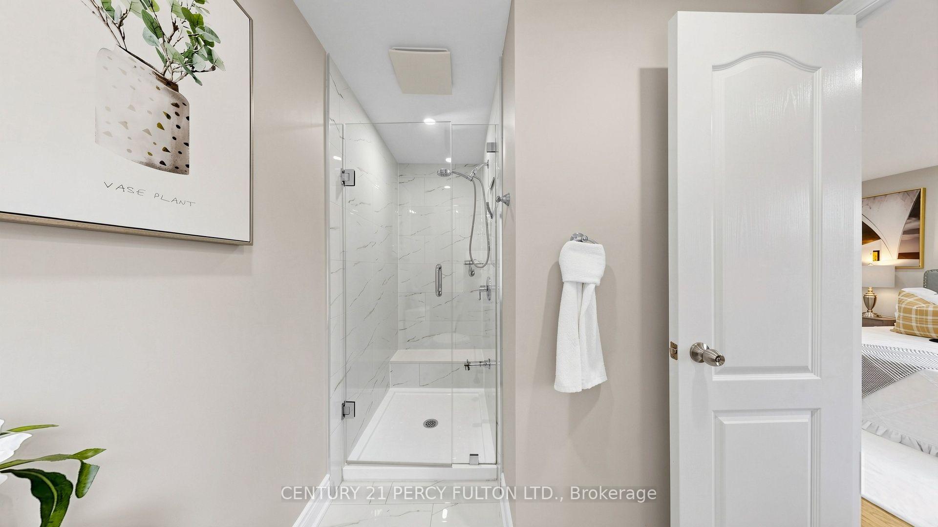 Photo 24 of Unit 33, 70 Knightsbridge Way, Markham, Markham Village — HOMEH