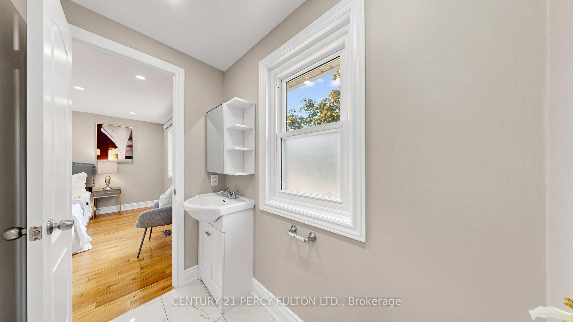 Photo 25 of Unit 33, 70 Knightsbridge Way, Markham, Markham Village — HOMEH