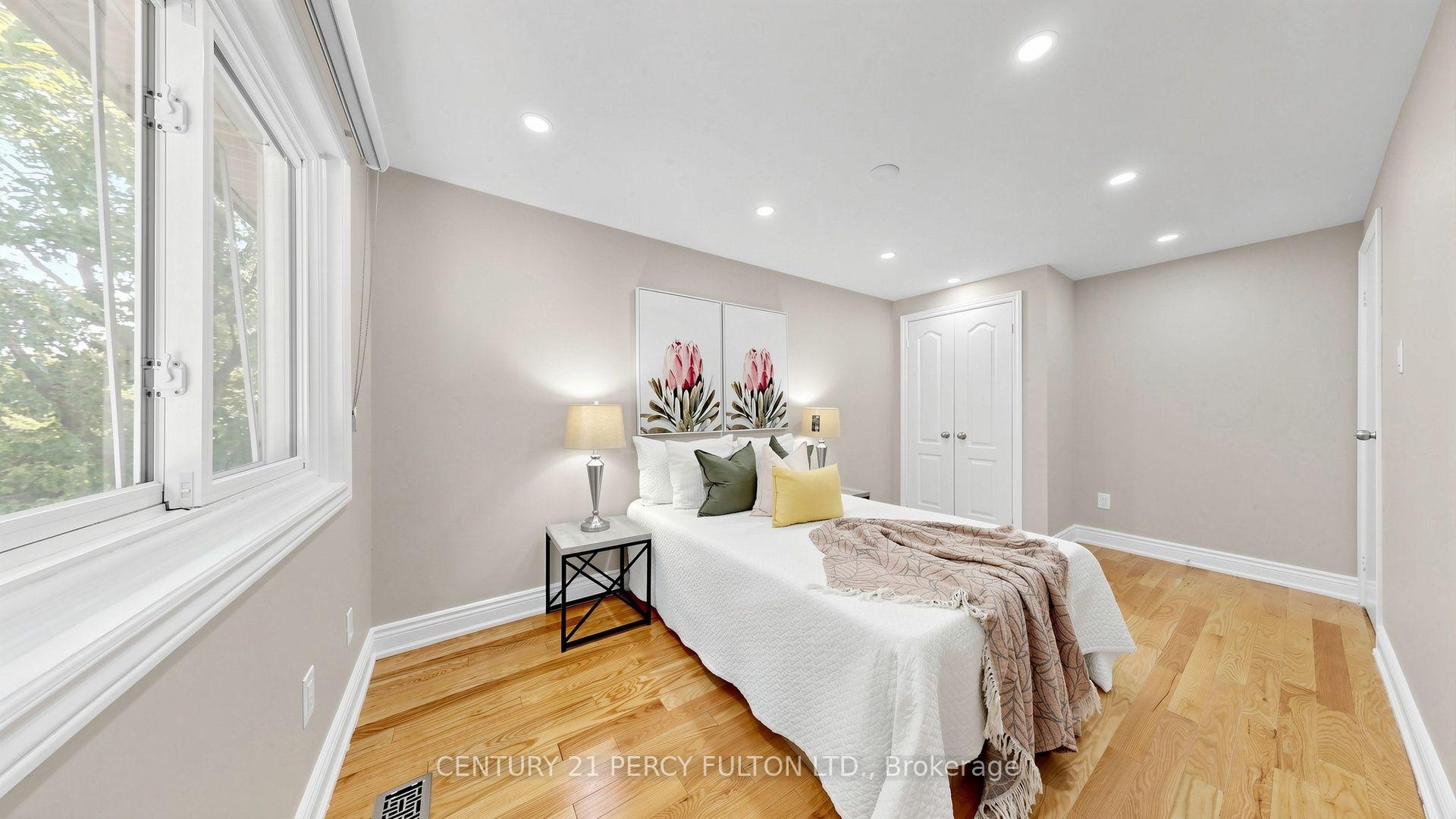 Photo 29 of Unit 33, 70 Knightsbridge Way, Markham, Markham Village — HOMEH