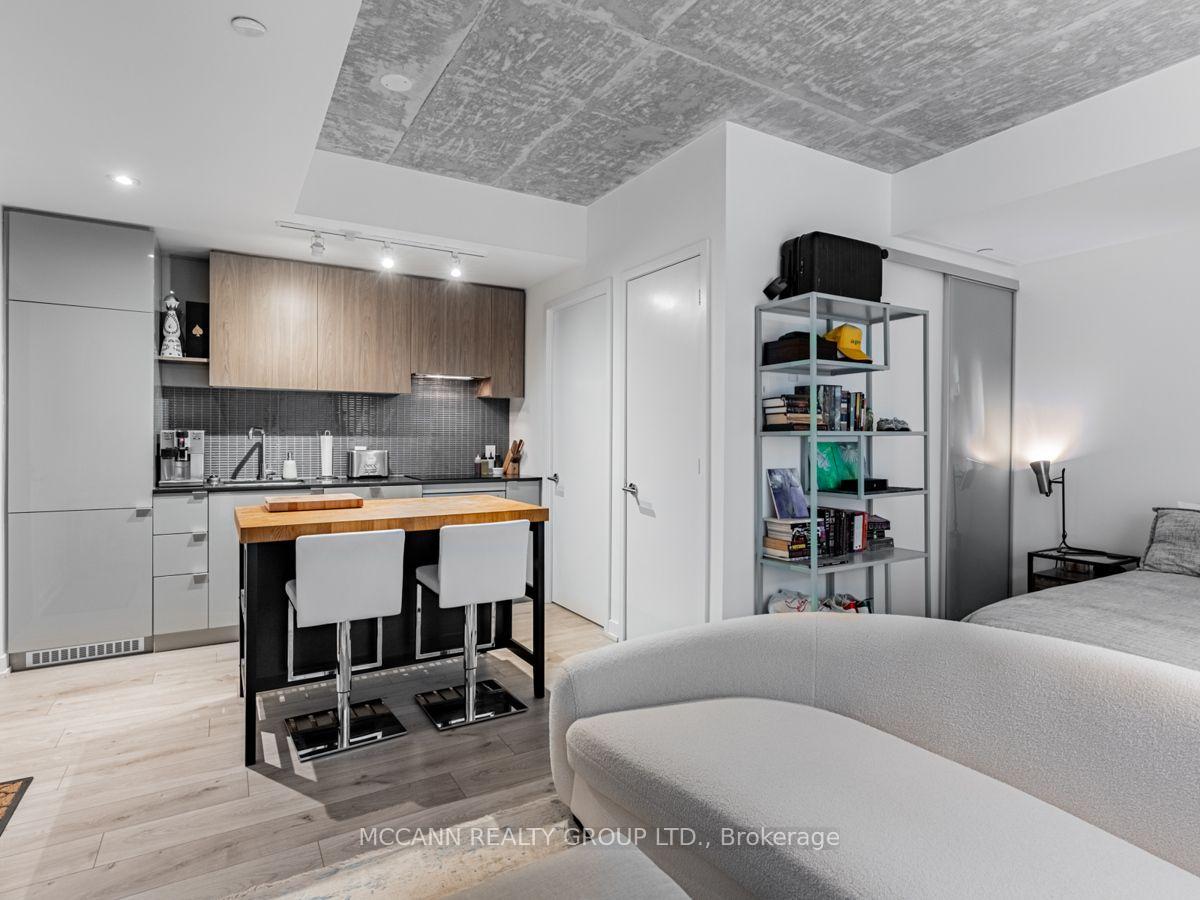 Photo 9 of Unit 332, 161 Roehampton Avenue, Toronto, Mount Pleasant West — HOMEH