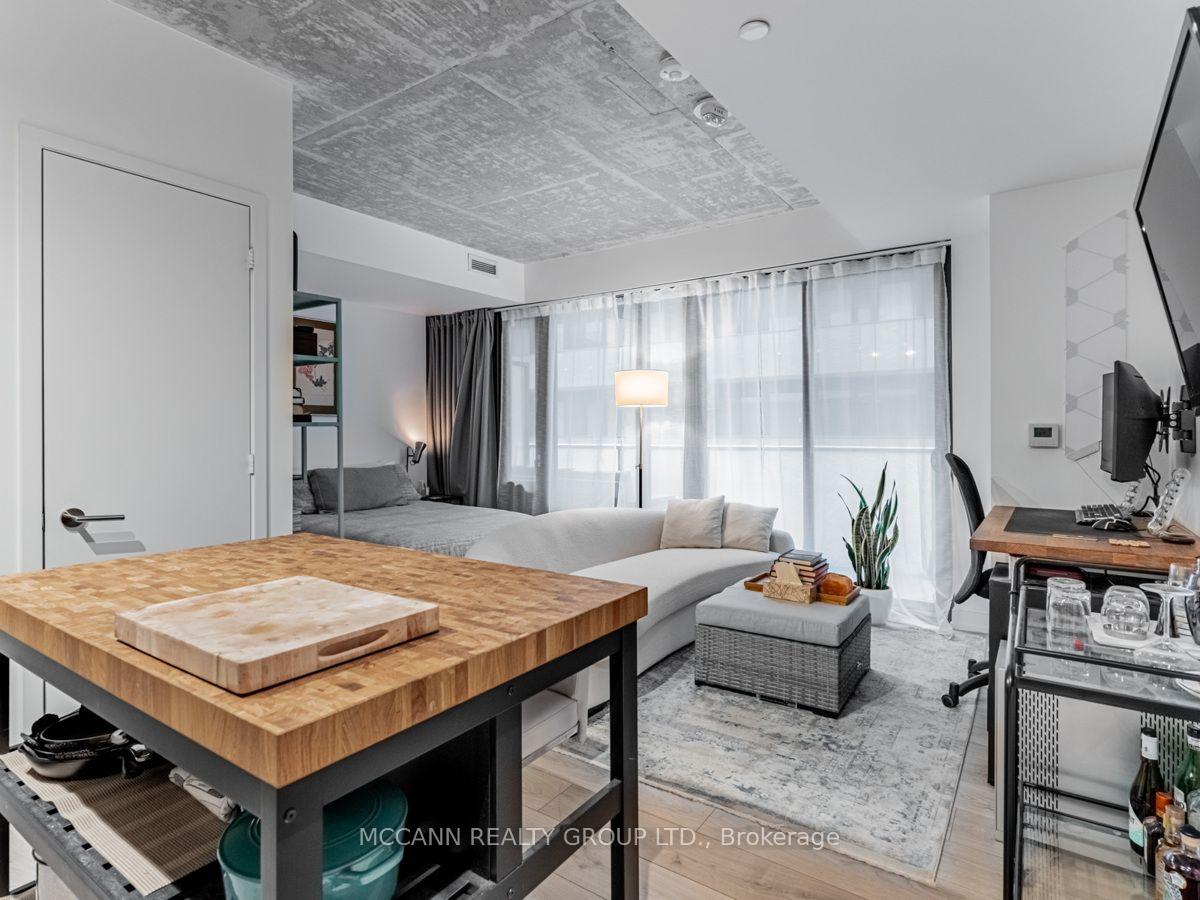 Photo 10 of Unit 332, 161 Roehampton Avenue, Toronto, Mount Pleasant West — HOMEH