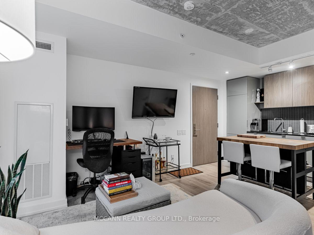Photo 13 of Unit 332, 161 Roehampton Avenue, Toronto, Mount Pleasant West — HOMEH