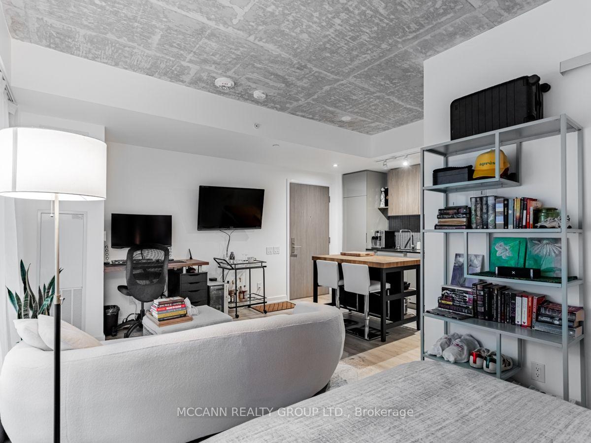 Photo 15 of Unit 332, 161 Roehampton Avenue, Toronto, Mount Pleasant West — HOMEH