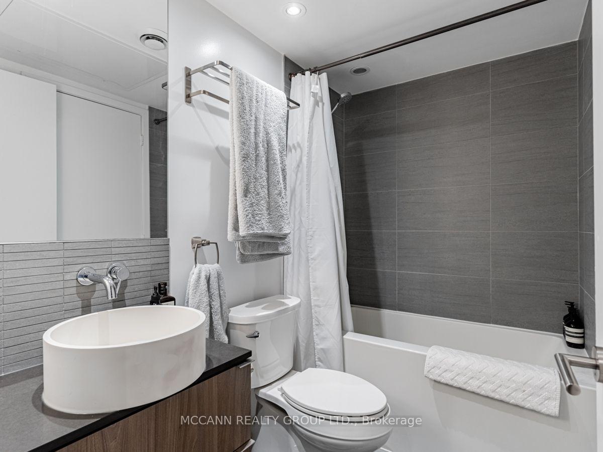 Photo 18 of Unit 332, 161 Roehampton Avenue, Toronto, Mount Pleasant West — HOMEH
