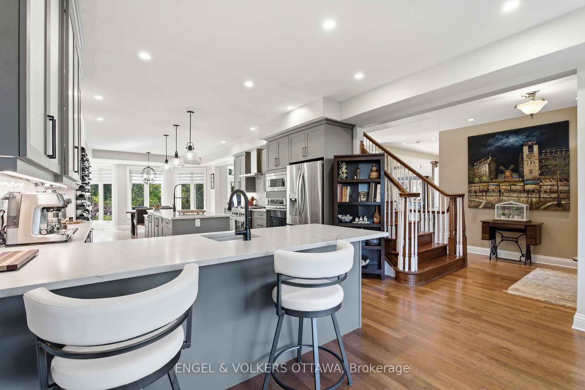 Photo 8 of 6622 Blossom Trail Drive, Ottawa, Greely — HOMEH