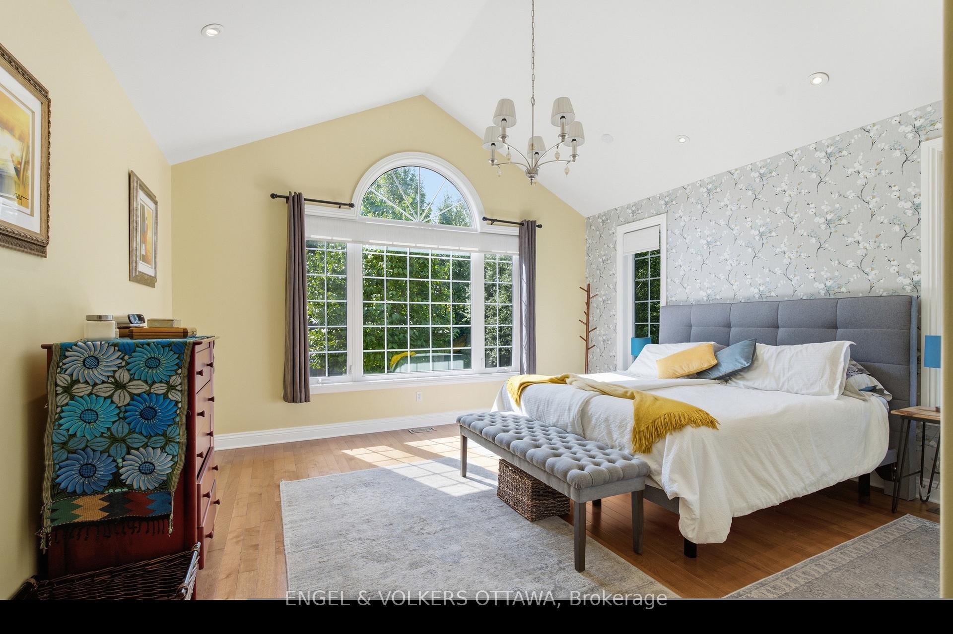 Photo 23 of 6622 Blossom Trail Drive, Ottawa, Greely — HOMEH