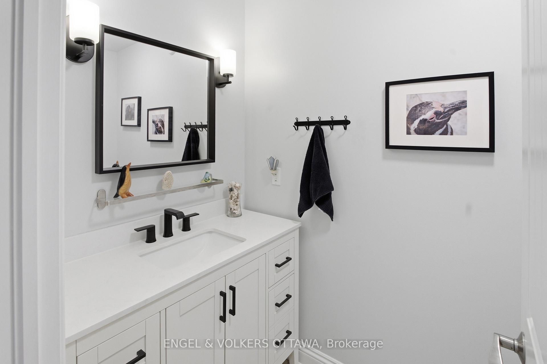 Photo 32 of 6622 Blossom Trail Drive, Ottawa, Greely — HOMEH